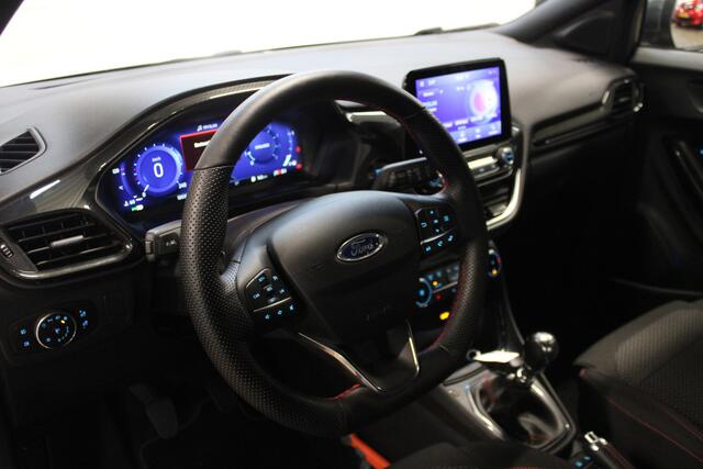 Ford PUMA 1.0 EcoBoost Hybrid ST-Line | Incl. 12 maanden garantie | Stoelverwarming | Achteruitrij camera | DAB radio | Adaptive cruise | Nieuwstaat | Nederlandse auto | Zwarte hemel | Getint glas | Parkeer hulp | Stuurverwarming |