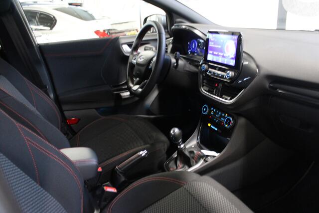 Ford PUMA 1.0 EcoBoost Hybrid ST-Line | Incl. 12 maanden garantie | Stoelverwarming | Achteruitrij camera | DAB radio | Adaptive cruise | Nieuwstaat | Nederlandse auto | Zwarte hemel | Getint glas | Parkeer hulp | Stuurverwarming |