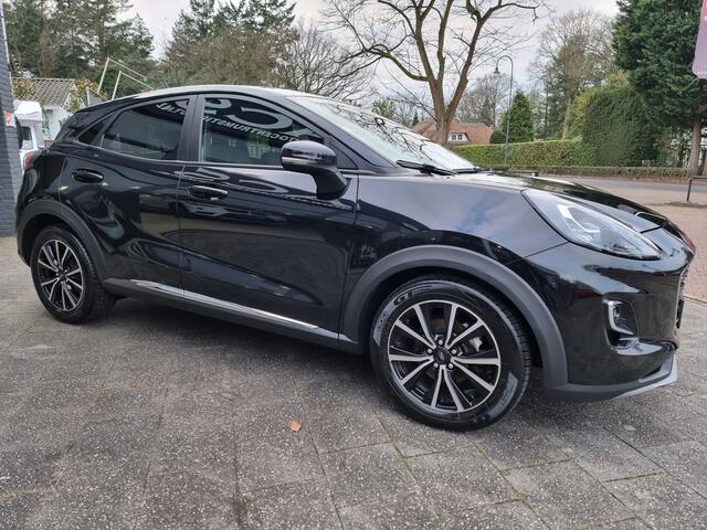 Ford PUMA 1.0 EcoBoost Hybrid Titanium