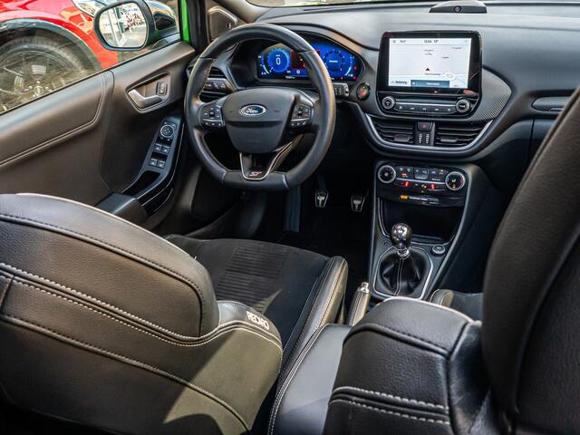 Ford PUMA 1.5 EcoBoost ST-X PANO B&O AUDIO CAMERA 19 INCH RECARO SCHAALSTOEL BOMVOL!!!