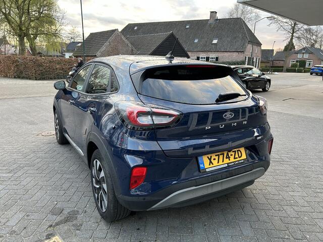 Ford PUMA 1.0 EcoBoost Hybrid Titanium
