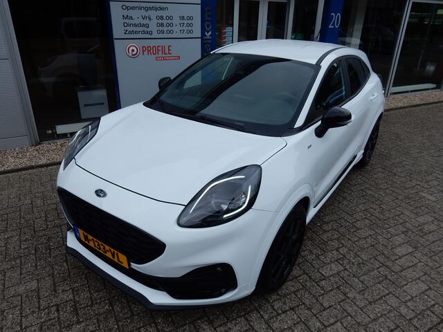 Ford PUMA 125PK EcoBoost Hybrid ST-Line | Navigatie | 18-inch | Black Pack | LED | Privacy glass |