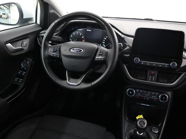 Ford PUMA 1.0 EcoBoost Hybrid Titanium | Trekhaak | Winterpack | Navigatie | Cruise Control | Climate Control |