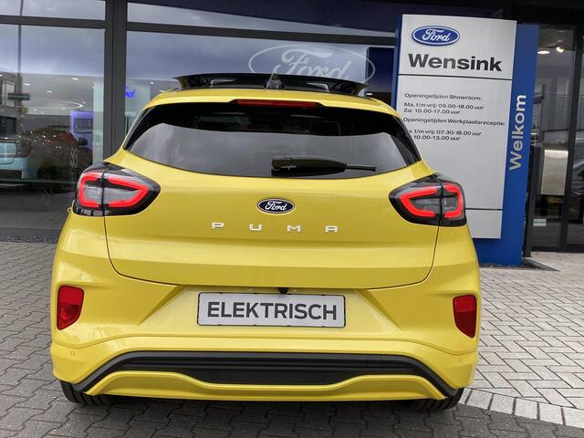 Ford PUMA Gen-E Premium 44 kWh Panorama dak | Winter Pack | 19 inch lichtmetalen velgen | Driver assistance pack