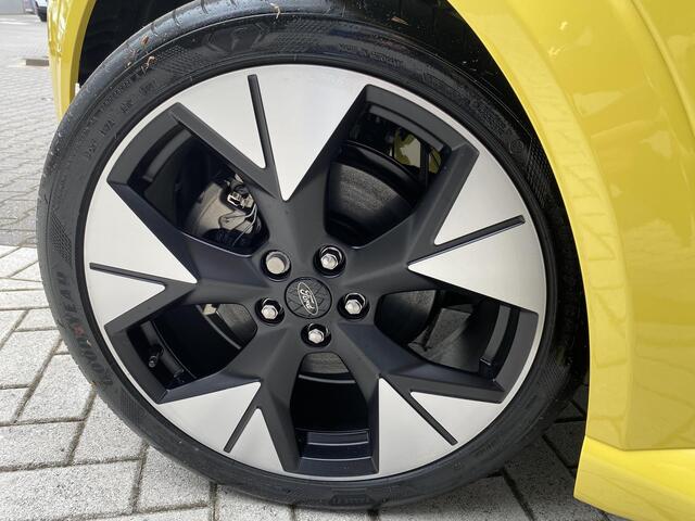 Ford PUMA Gen-E Premium 44 kWh Panorama dak | Winter Pack | 19 inch lichtmetalen velgen | Driver assistance pack