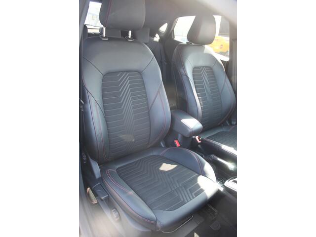 Ford PUMA 1.0 EcoBoost Hybrid ST-Line 155pk Automaat/Virtual cockpit/App-connect/Navigatie/Dodehoek detectie/Achteruitrijcamera/Climate control/Adaptive cruise control/Lane assist/Parkeersensoren rondom/Stoelverwarming/Stuurverwarming/Voorruitverwarming/B&O Audio/D