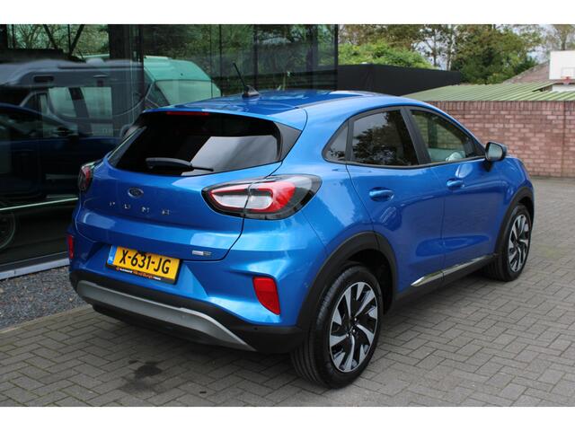Ford PUMA 1.0 EcoBoost Hybrid Titanium