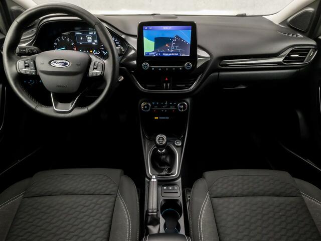 Ford PUMA 1.0 EcoBoost Titanium (APPLE CARPLAY, GROOT NAVI, STUUR/STOELVERWARMING, CLIMATE, GETINT GLAS, SPORTSTOELEN, LM VELGEN, CRUISE, NIEUWSTAAT)