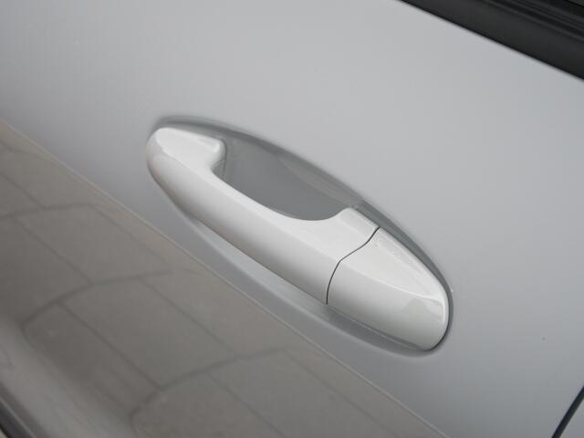 Ford PUMA 1.0 ST Line Mild Hybrid 155 Pk Automaat Navi / DAB / Pano-dak/ Trekhaak / Apple Carplay