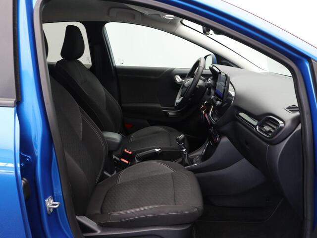 Ford PUMA 1.0 EcoBoost Hybrid Titanium | Stoel-, stuur- voorruitverwarming | Achteruitrijcamera | Navigatie | Alleseason banden |