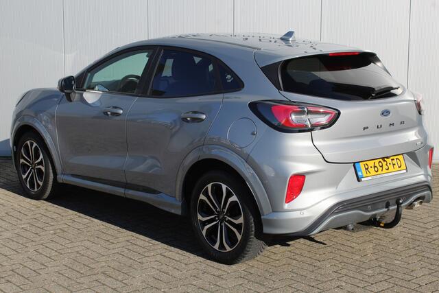 Ford PUMA 1.0-125pk EcoBoost Hybrid ST-Line X. De fijnst rijdende wagen in z'n klasse ! Autm. airco, adaptieve cruise control, stoel-, stuur- en voorraamverw., LED verlichting, metallic lak, lane- en side assist, camera, trekhaak, parkeersensoren v+a etc.