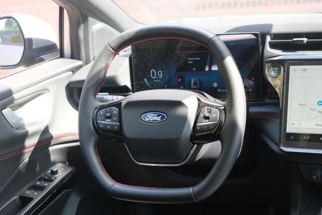 Ford PUMA 1.0 EcoBoost Hybrid 155pk Aut. ST-Line X | Nieuw Model ! | Adaptive Cruise | 360° Camera | Panoramadak | Elektrische Achterklep | Trekhaak | Winter Pakket