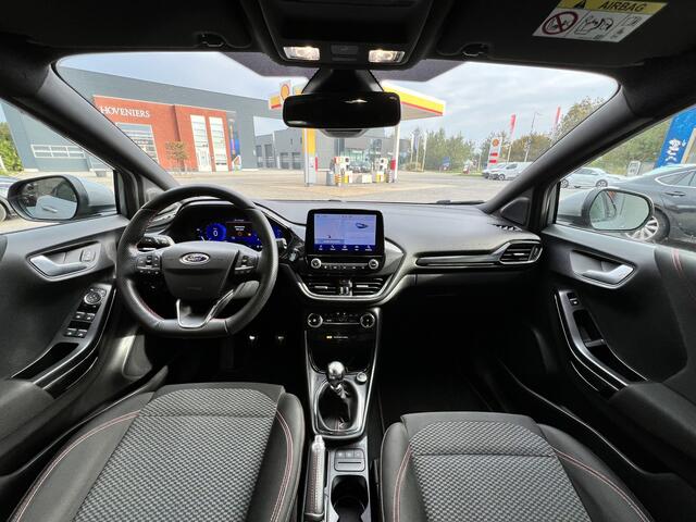 Ford PUMA 1.0 Titanium Hybrid ST-Line | Apple/ Android Carplay | Cruise Control | Trekhaak | Voor/ achter Sensoren