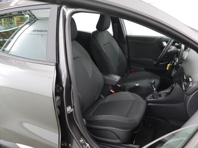 Ford PUMA 1.0 EcoBoost Hybrid Titanium | Winterpakket | Cruise Control Adaptief | Parkeercamera | Climate Control |