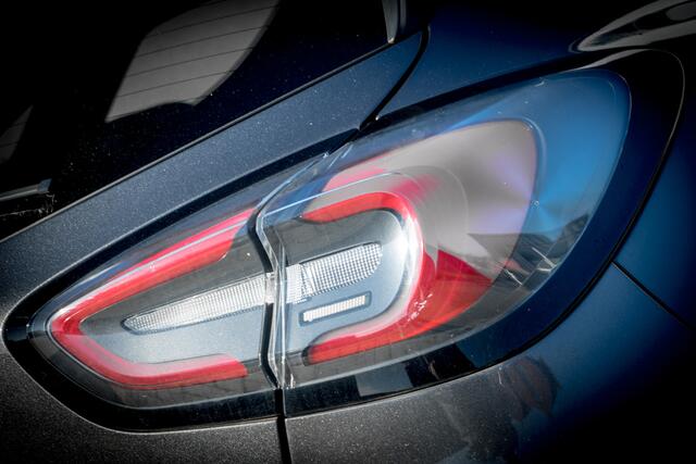 Ford PUMA 1.0 155 PK EcoBoost Hybrid ST-Line X RIJKLAAR INCL:GARANTIE. | Vooruit/stoel/stuur Verwarming I Wireless Charging | Clima | Navigatie | Trekhaak |