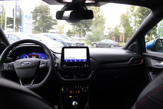 Ford PUMA 1.0 EcoBoost 125 PK Hybrid ST-Line X | Trekhaak | Camera | Adaptieve Cruise Control | Winterpack | Privacy Glass | Climate Control | PDC V+A | BLIS | B & O Sound