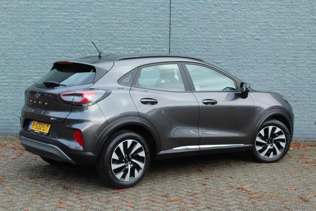 Ford PUMA 1.0 EcoBoost Hybrid Titanium