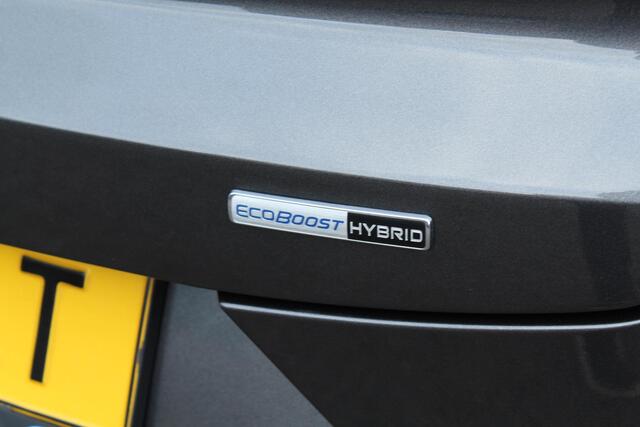 Ford PUMA 1.0 EcoBoost Hybrid Titanium