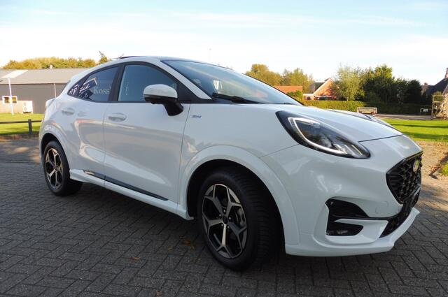 Ford PUMA 125pk EcoBoost Hybrid ST-Line X Panoramadak Trekhaak Navi Camera voor en achter enz. dikke dure auto