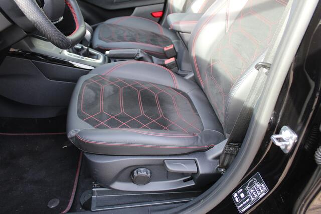 Ford PUMA 1.0-155pk EcoBoost Mild-Hybrid ST-Line X AUTOMAAT. Nieuw model ! Ruim ¤. 7.000,- beneden de nieuwprijs ! Elektr. panodak, Navigatie, Telefoonvoorb., 360gr. camera, Led verl., Stoel-, stuur- en voorraamverw., B&O soundsyst., Apple Carplay/Android Auto, Af