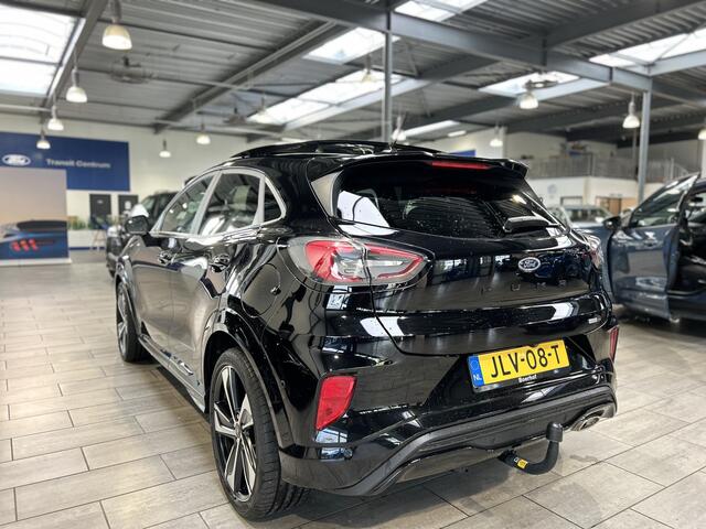 Ford PUMA EcoBoost Hybrid 155 pk St-Line | Trekhaak | Winterpack | Pano | Adapt.Cruise | Camera | Elektr. A.Klep | 19" LMV |