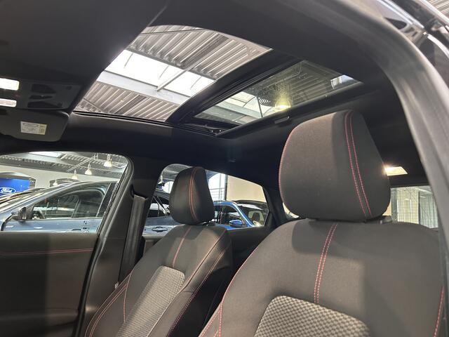 Ford PUMA EcoBoost Hybrid 155 pk St-Line | Trekhaak | Winterpack | Pano | Adapt.Cruise | Camera | Elektr. A.Klep | 19" LMV |