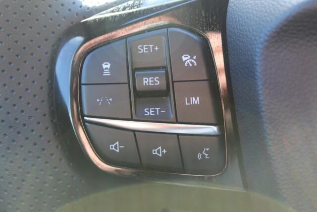 Ford PUMA 1.0 EcoBoost Hybrid ST-Line , 125PK , Hoge Zit Navigatie , Climate control , Adap. Cruise control , 360graden camera Stoel,Stuur en Voorruitverwarming , Blind Spot