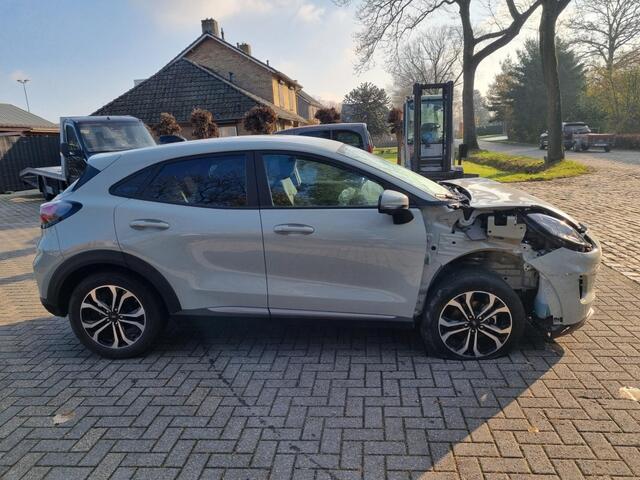 Ford PUMA 1.0 EB Hyb. Titanium