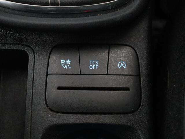 Ford PUMA 1.0 EcoBoost Hybrid Titanium | Carplay | Climate control | Navigatie | Full LED | Cruise control | Parkeerhulp | Getint glas