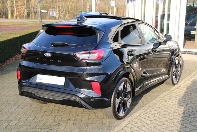 Ford PUMA 1.0 EcoBoost Hybrid ST-Line X 155 PK Automaat TREKHAAK AFNEEMBAAR | PANORAMADAK | B&O AUDIO | WINTER PACK