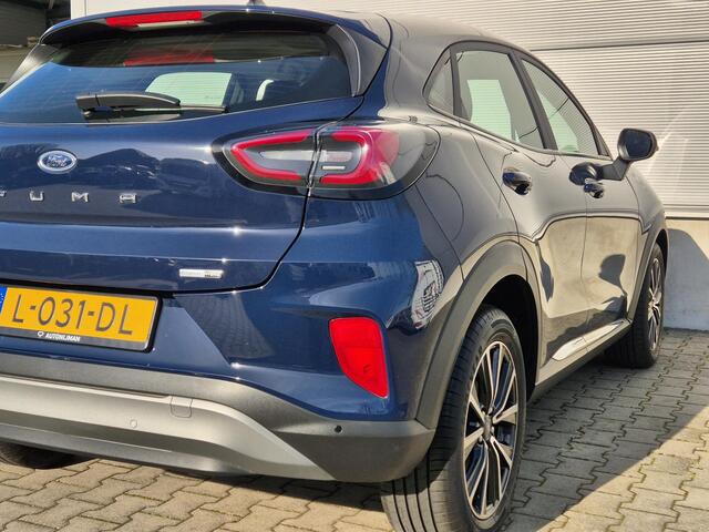 Ford PUMA 1.0 EcoBoost Hybrid Titanium