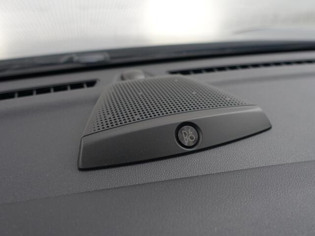 Ford PUMA 1.0 EcoBoost Hybrid ST-Line X Bang Olufsen, Stuur/Stoelverwarming, Carplay, Android Auto, Lane Assist, Carbon