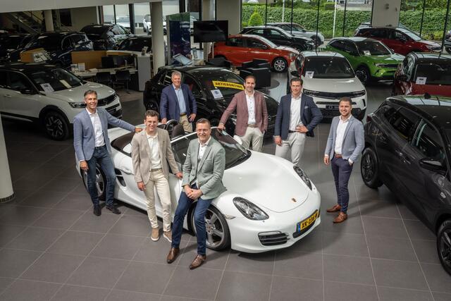 Ford PUMA 1.0 EcoBoost 155pk Mild Hybrid ST-Line Automaat Panoramadak / Trekhaak / Voorruitverwarming