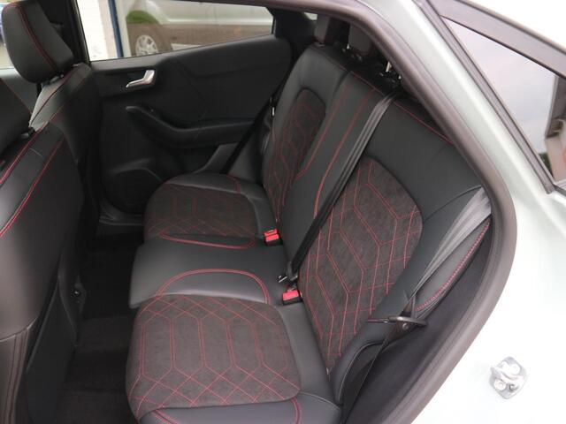 Ford PUMA 1.0 EcoBoost Hybrid ST-Line X * PANO * ADAP CRUISE CONTROL * WINTER PACK * NU 6.500,- Ford Voordeel!