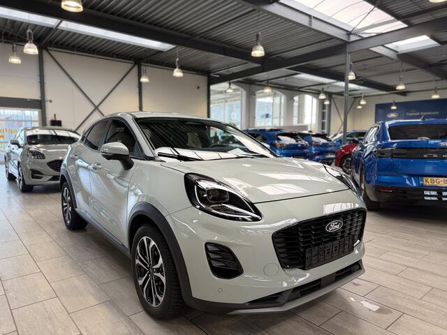 Ford PUMA EcoBoost 155 pk Hybrid Titanium | Winter Pack | Adapt. Cruise | 360 Camera | 4 seiz. banden | LED | fabr. gar. tm 2029