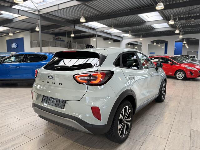 Ford PUMA EcoBoost 155 pk Hybrid Titanium | Winter Pack | Adapt. Cruise | 360 Camera | 4 seiz. banden | LED | fabr. gar. tm 2029