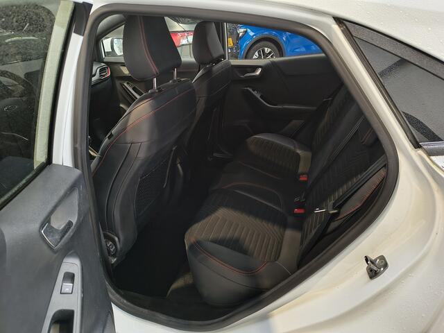 Ford PUMA EcoBoost Hybrid 155 pk ST-Line X | Trekhaak | LED | Navi | B&O | Half leer | Clima | Cruise | 18" |