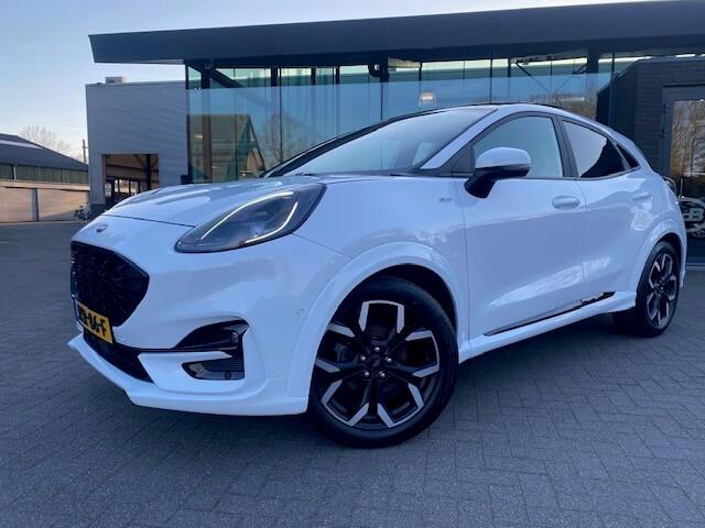 Ford PUMA 1.0 EcoBoost Hybrid ST-Line X First Edition