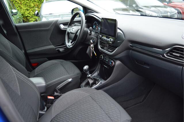 Ford PUMA 124PK EcoBoost Hybrid Titanium NL-Auto / Winterpakket / Led verl. / Apple,android / Navi