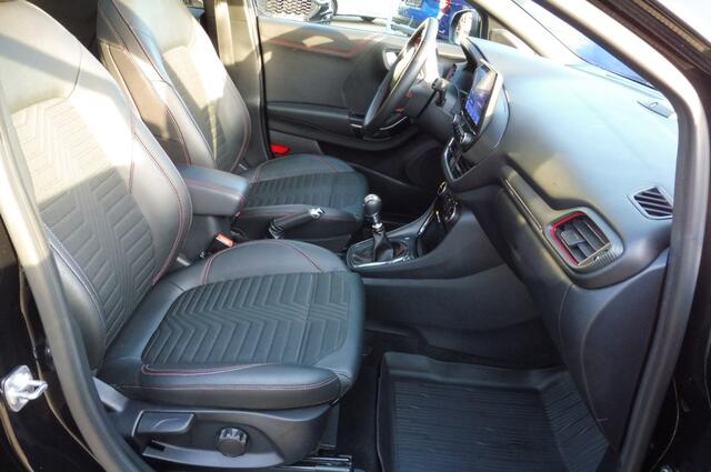 Ford PUMA Hybrid ST-Line X met alle Packs, LED, Panoramadak en trekhaak