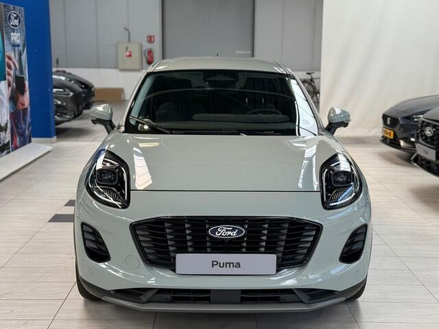Ford PUMA EcoBoost Hybrid 155pk Titanium | Winterpack | Adapt. Cruise | Dodehoek detectie | 360 Camera | All-season banden | Fabr. Gar. t/m 05-2029 |