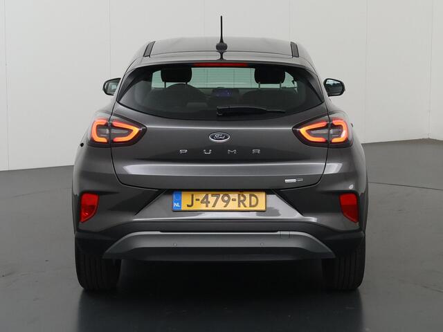 Ford PUMA 1.0 EcoBoost Hybrid Titanium | Winterpakket | Climate Control | Navigatie | PArkeercamera |