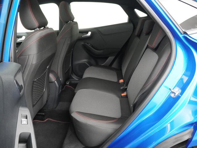 Ford PUMA EcoBoost Hybrid 155 pk ST-Line | Pano | Winter Pack | Camera | LED | 19" | Adapt. cruise | 100% dealer onderh.