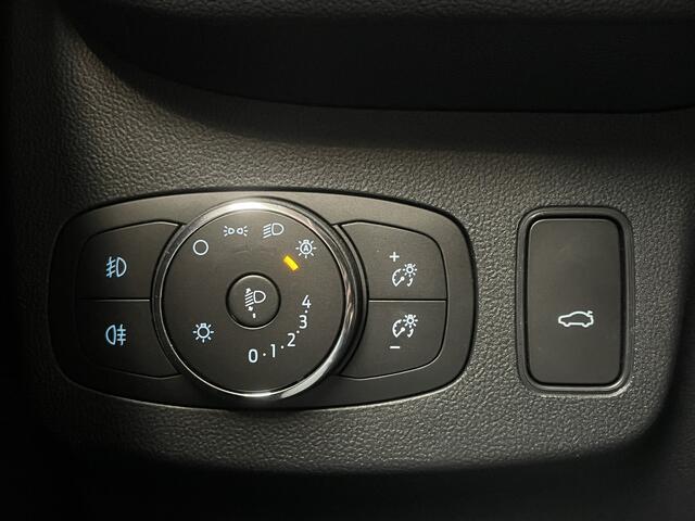 Ford PUMA EcoBoost Hybrid 155 pk Titanium X | Trekhaak | Winter Pack | Camera | LED | El. a. klep | B&O | 100% dealer onderh.