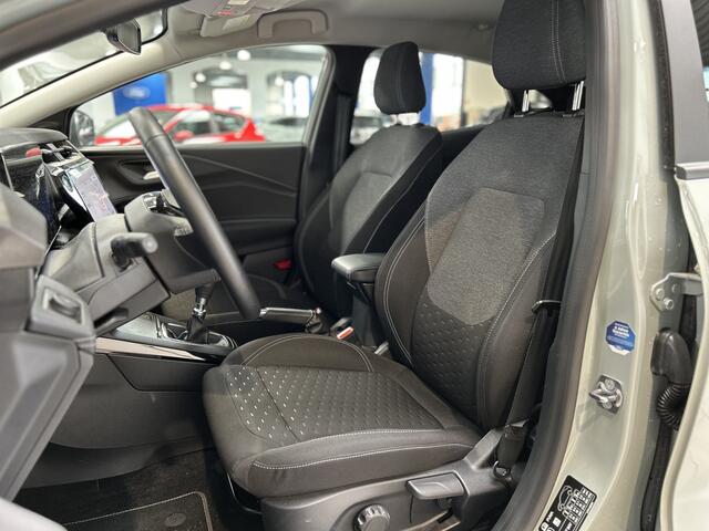 Ford PUMA EcoBoost Hybrid 125pk Titanium | Winterpack | Adapt. Cruise | Dodehoek detectie | 360 Camera | All-season banden | Fabr. Gar. t/m 04-2029 |