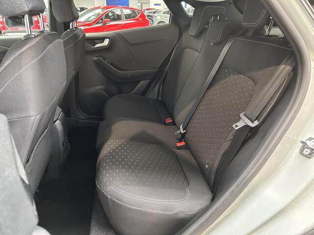 Ford PUMA EcoBoost Hybrid 125pk Titanium | Winterpack | Adapt. Cruise | Dodehoek detectie | 360 Camera | All-season banden | Fabr. Gar. t/m 04-2029 |