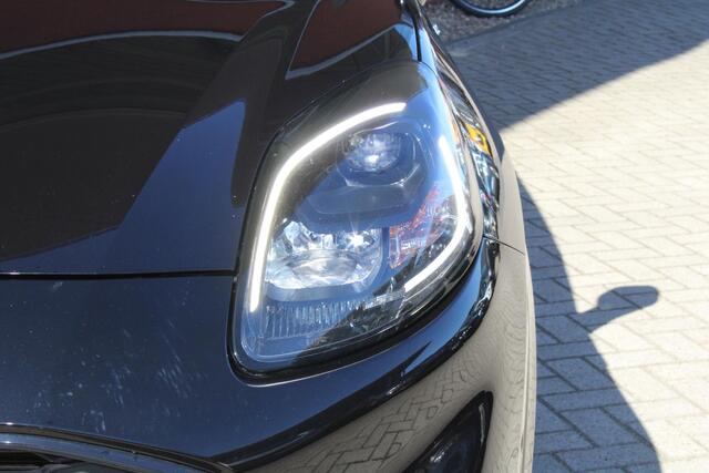 Ford PUMA 1.0 EcoBoost Hybrid ST-Line | Winterpack | Climate Control | Adaptieve Cruise Control | Camera | Navigatie | Privacy Glass