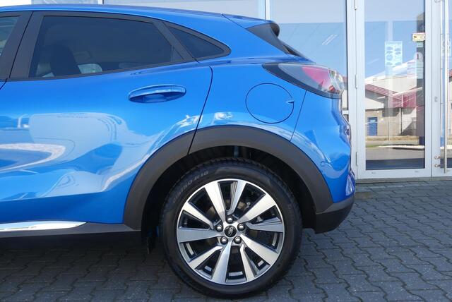 Ford PUMA 1.0 EcoBoost Hybrid Titanium X TREKHAAK AFNEEMBAAR (1.100KG), WINTER PACK, ADAPT. CRUISE, CLIMA, NAVI, CAMERA, PDC V&A, APPLE CARPLAY/ANDROID AUTO, BLIS, B&O, LANE ASSIST, 92.386KM