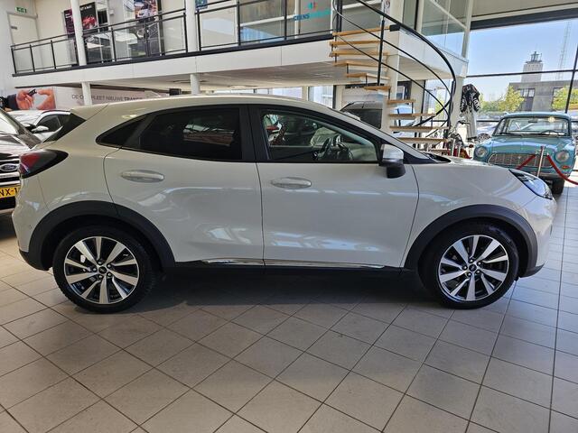 Ford PUMA 1.0 EcoBoost Hybrid Titanium X First Edition