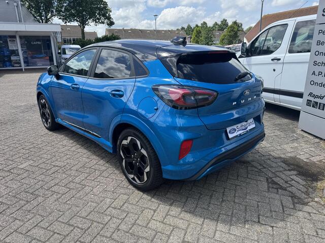 Ford PUMA Gen-E Premium 44 kWh 168pk | Driver Assistance Pack | Contrasterend dak | Matrix Koplampen | 360 graden Camera's